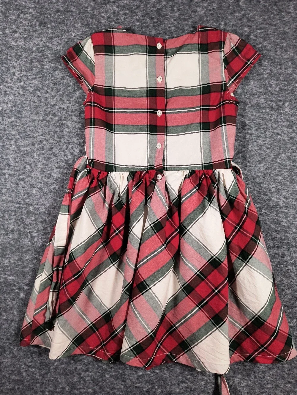 🔥 Bundle 2 For $7🔥 Carter's plaid dress, girl's size 7